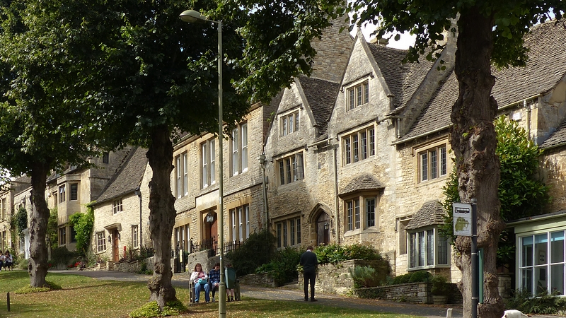 Cotswold, Burford